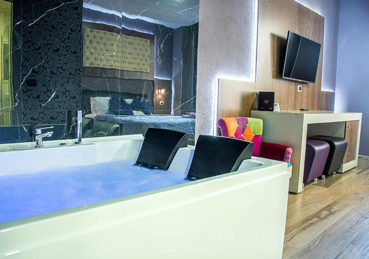 Hotel Angioino & Spa Naples 3*,